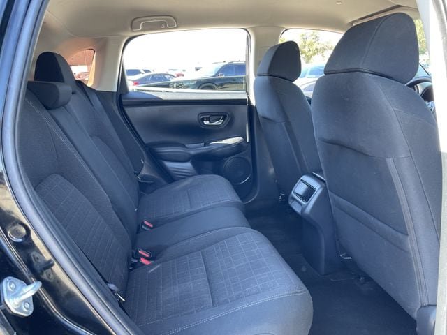 Certified 2025 Honda HR-V LX image 25