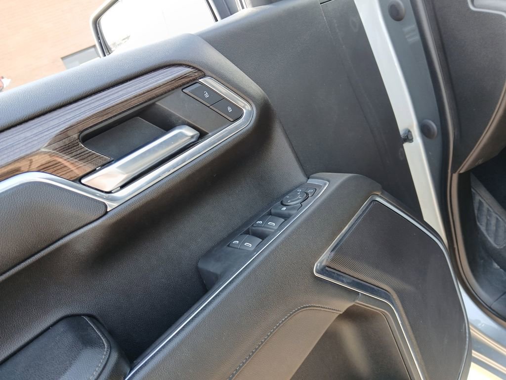 Used 2023 Chevrolet Silverado 1500 LT image 11