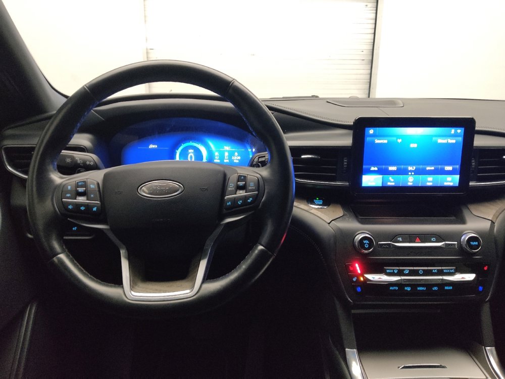 Used 2020 Ford Explorer Platinum image 22
