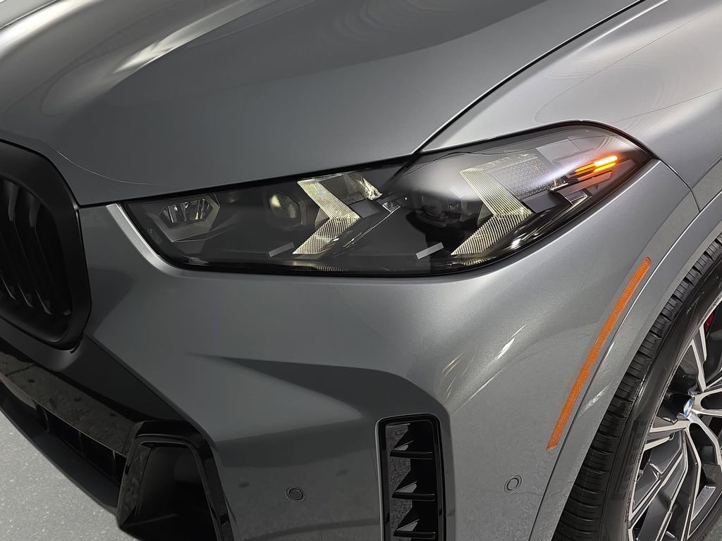 New 2026 BMW X5 xDrive50e w/ M Sport Package image 31