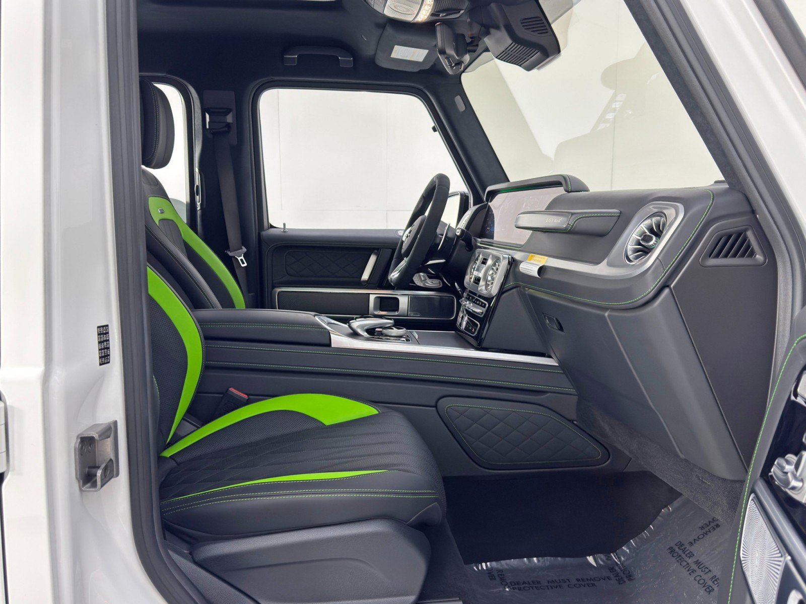 Used 2022 Mercedes-Benz G 63 AMG Squared w/ AMG Night Package Plus image 17