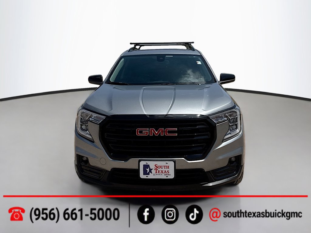 Used 2023 GMC Terrain SLT w/ LPO, 'HIT The Road' Package FWD image 2