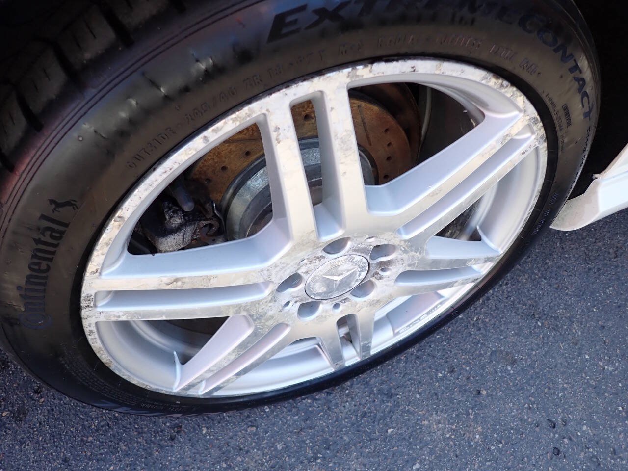 Used 2010 Mercedes-Benz E 350 4MATIC Sedan image 7