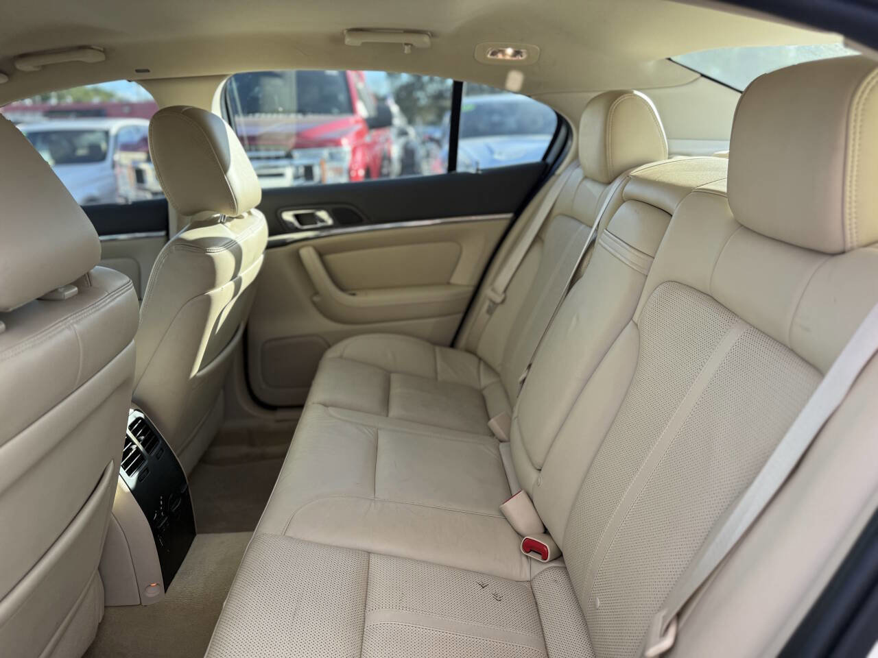 Used 2012 Lincoln MKS image 20