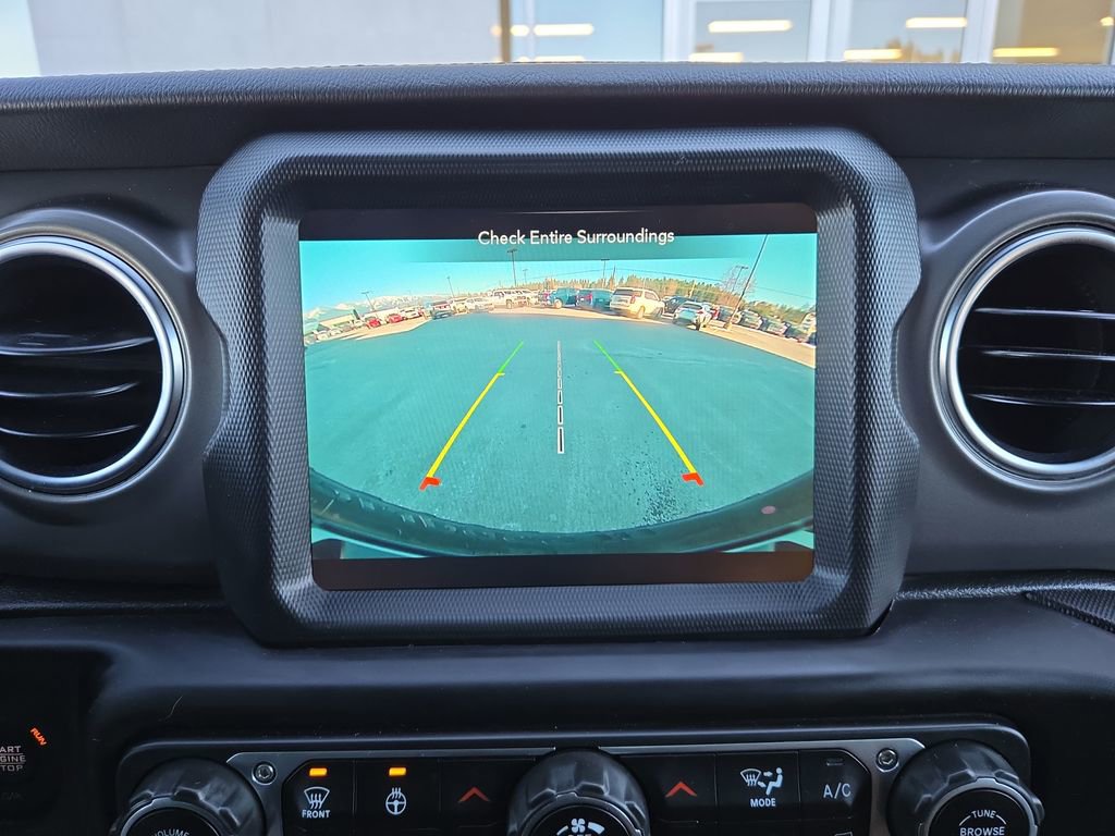 Used 2022 Jeep Wrangler Unlimited Rubicon w/ LED Lighting Group image 24