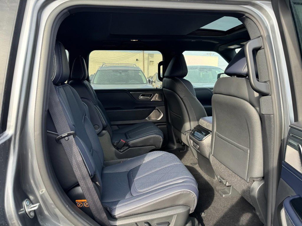 New 2026 INFINITI QX80 4WD w/ Sport Exterior Package image 5