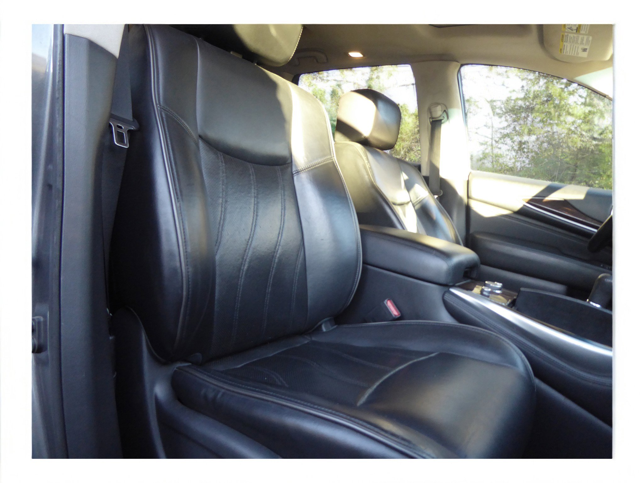 Used 2015 INFINITI QX60 AWD w/ Deluxe Touring Package image 15