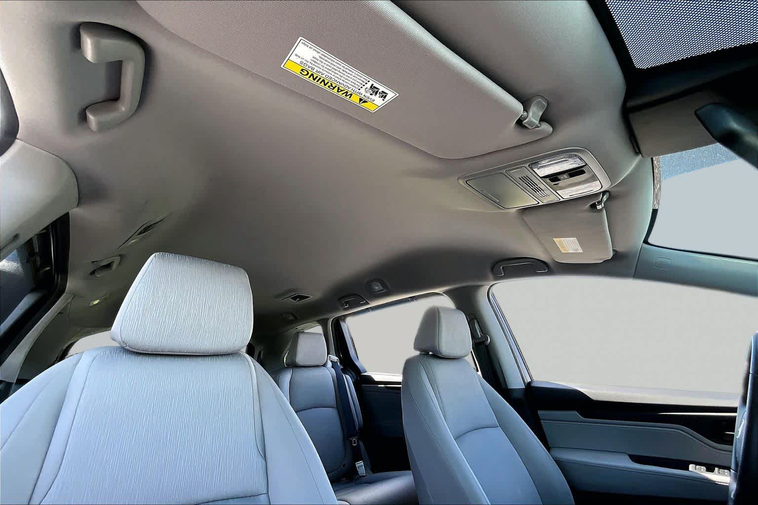 Used 2024 Honda Odyssey EX image 14