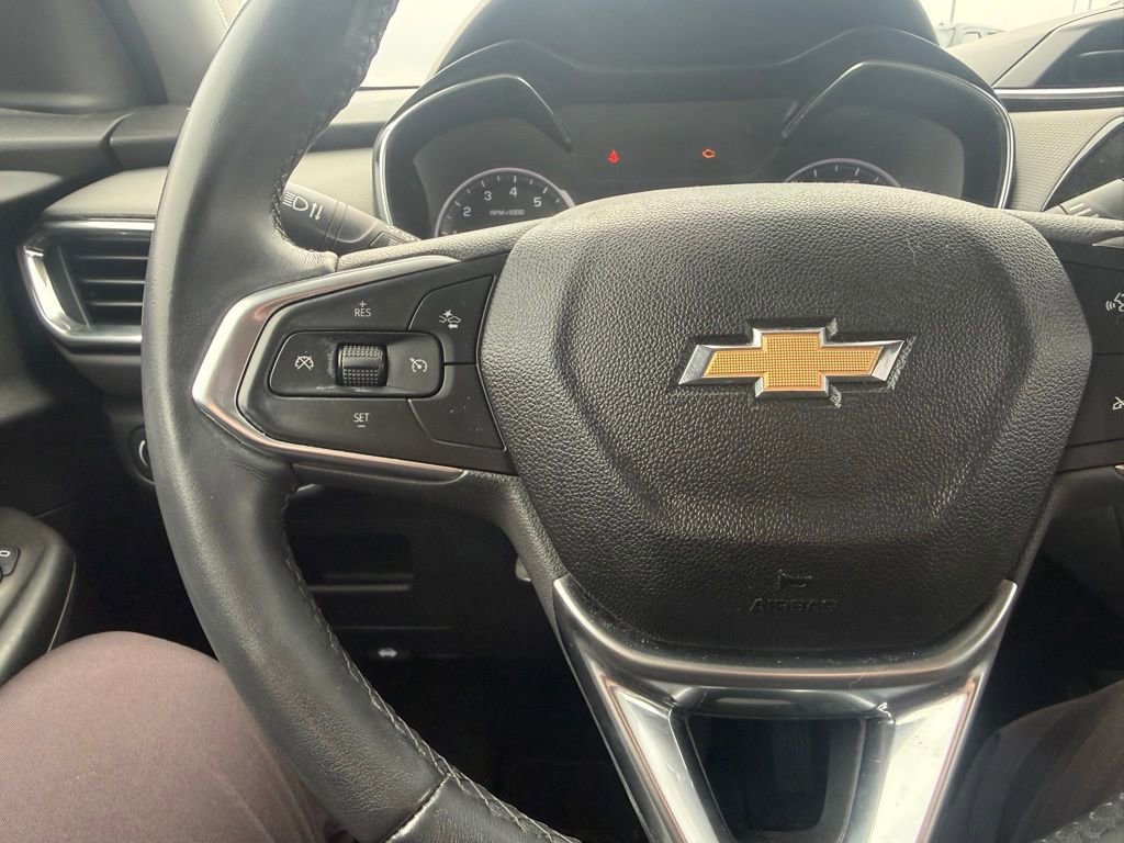 Used 2021 Chevrolet TrailBlazer LT w/ Sun and Liftgate Package image 10