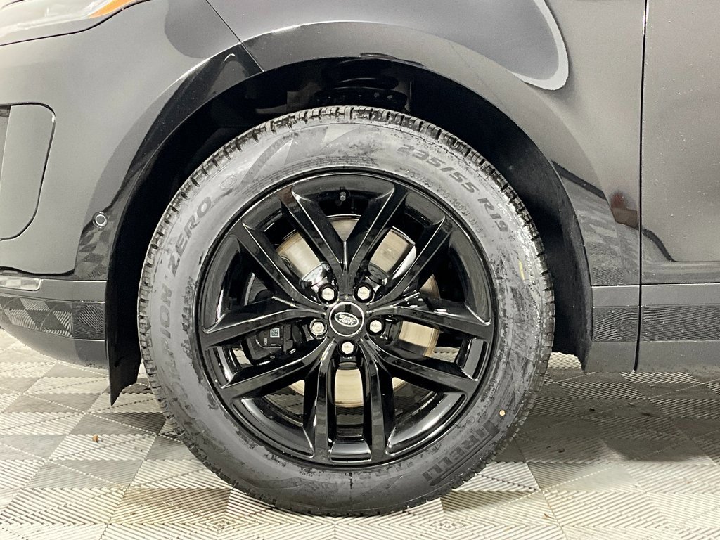 New 2026 Land Rover Range Rover Evoque S image 9