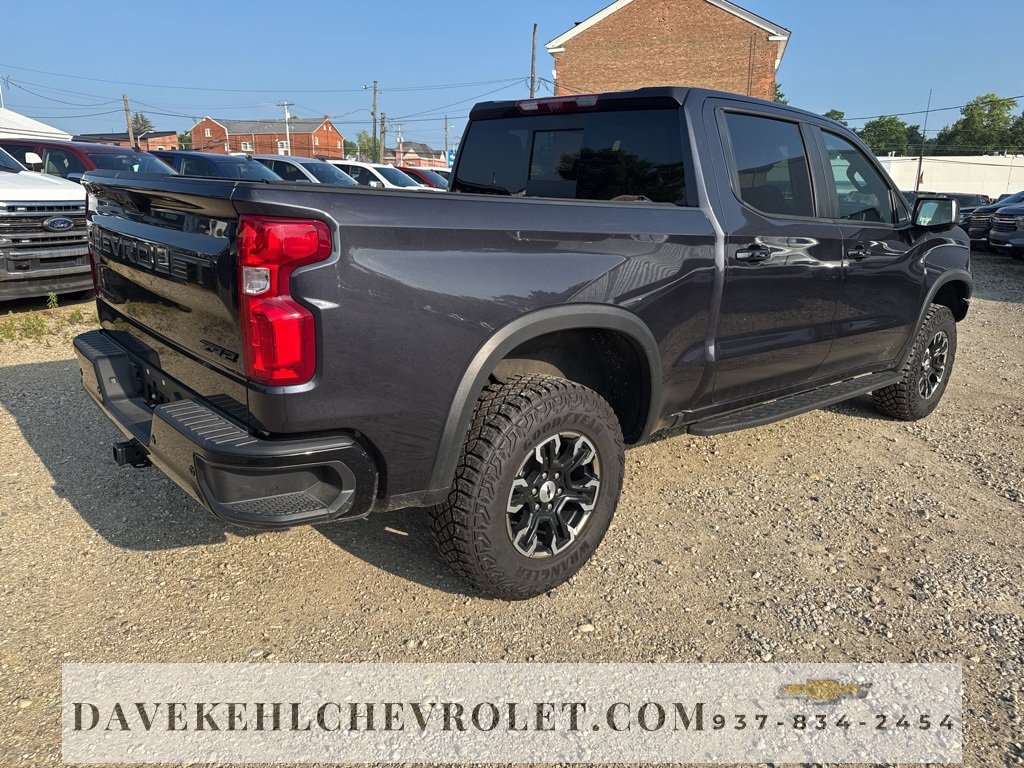 Used 2023 Chevrolet Silverado 1500 ZR2 image 6