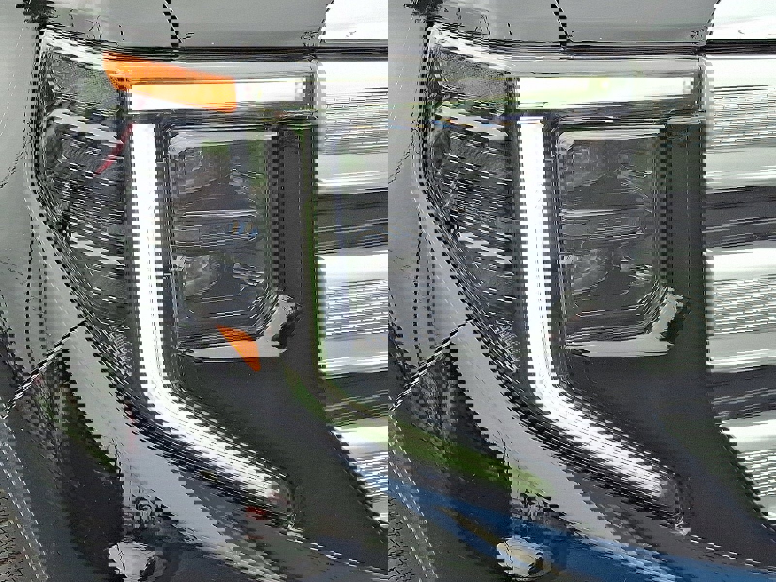 Used 2024 GMC Sierra 1500 SLE image 9