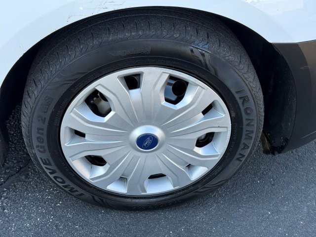 Used 2020 Ford Transit Connect XL image 9