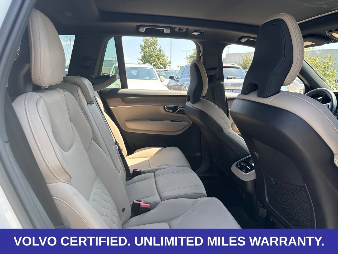 Certified 2026 Volvo XC90 B6 Plus AWD/4WD image 15