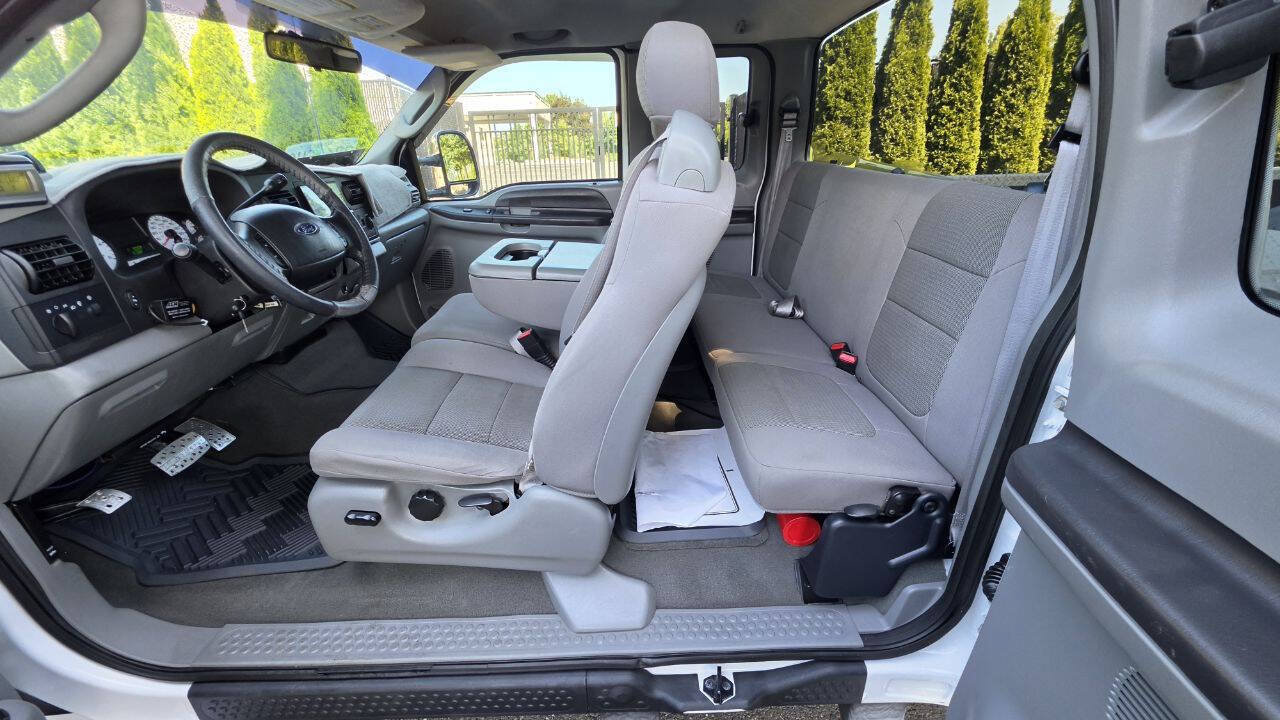 Used 2007 Ford F350 XLT AWD/4WD image 11