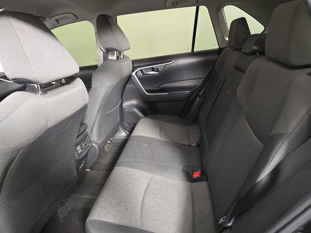 Used 2023 Toyota RAV4 XLE AWD/4WD image 15