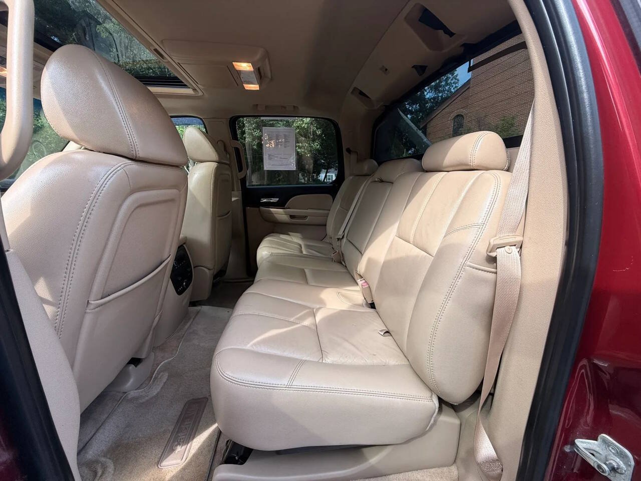 Used 2007 Chevrolet Avalanche LTZ w/ LTZ Preferred Equipment Group RWD image 10