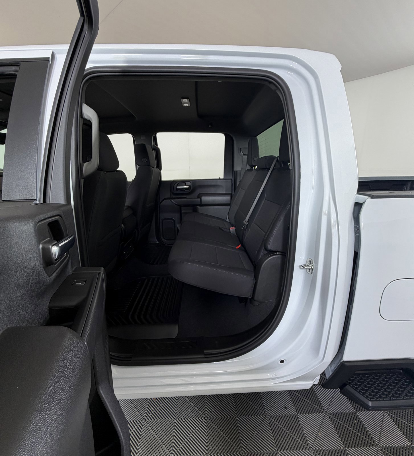 New 2026 Chevrolet Silverado 2500 Custom w/ Custom Value Package image 7