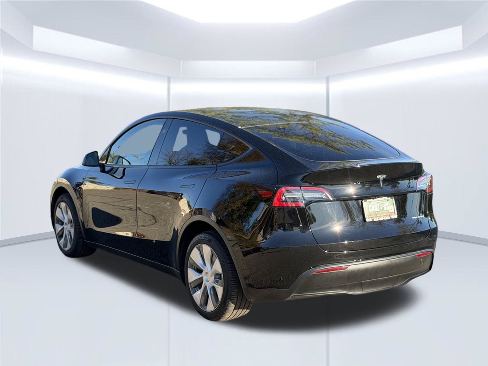 Used 2023 Tesla Model Y Long Range AWD/4WD image 6