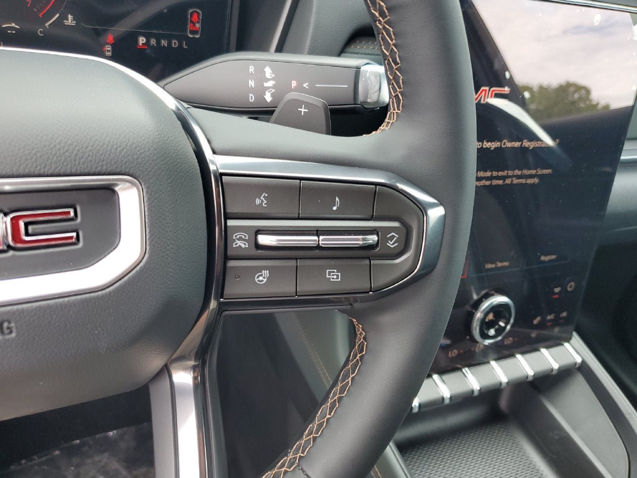 New 2027 GMC Terrain AT4 w/ Technology Package II AWD/4WD image 27
