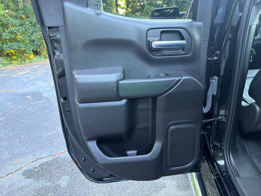 Used 2025 Chevrolet Silverado 1500 Custom RWD image 21