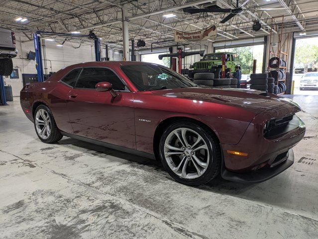 Used 2022 Dodge Challenger R/T RWD image 1