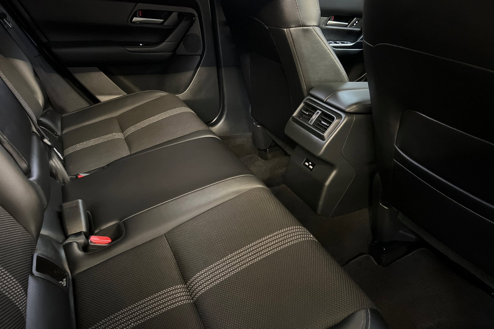 Used 2023 MAZDA CX-50 2.5 S w/ Preferred Plus Pkg image 19