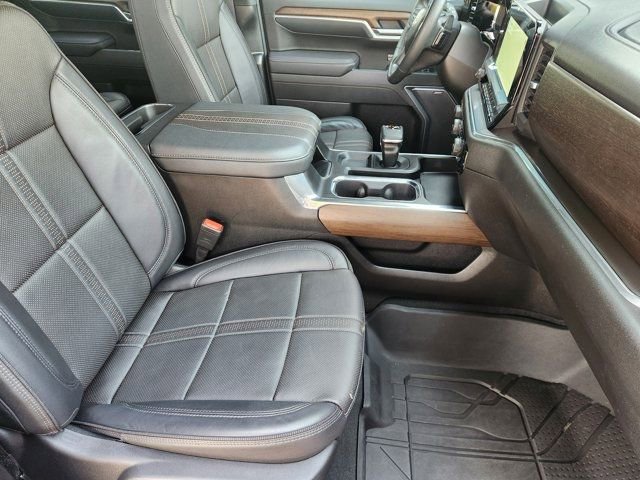 Used 2025 Chevrolet Silverado 1500 High Country w/ High Country Premium Package image 20
