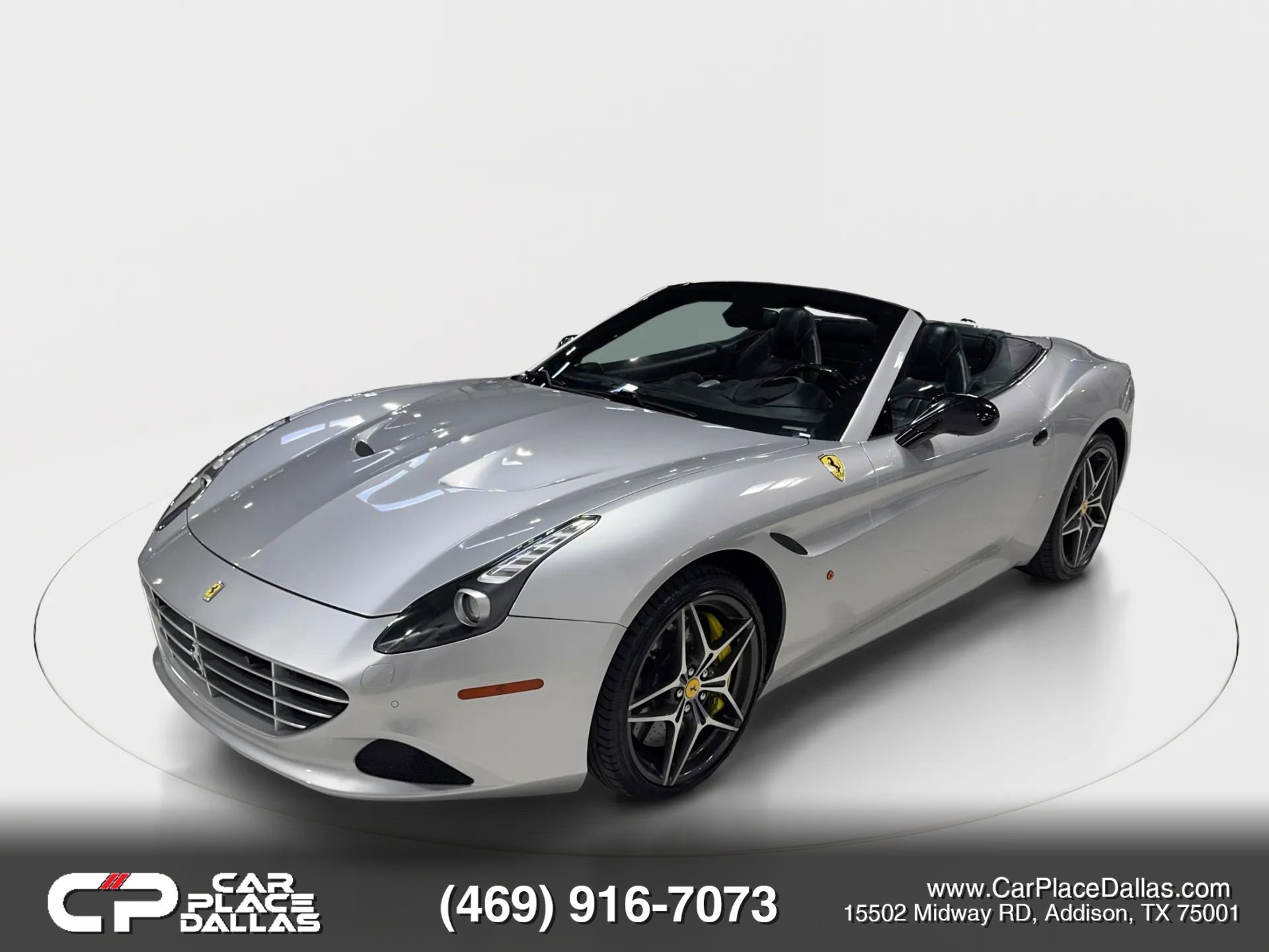 Used 2016 Ferrari California T image 17