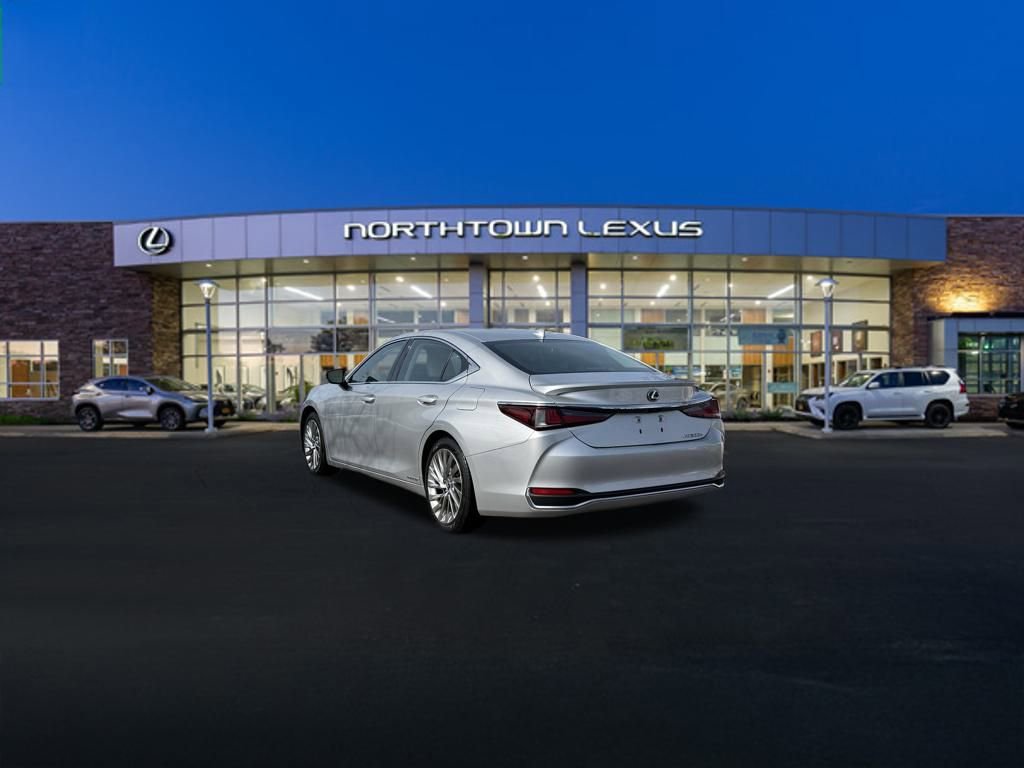 Used 2020 Lexus ES 300h w/ Accessory Package 2 image 22