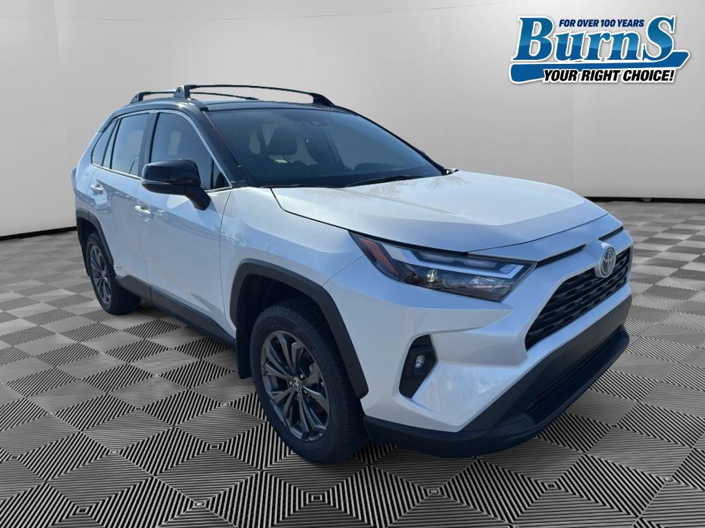 Used 2024 Toyota RAV4 XLE Premium image 1