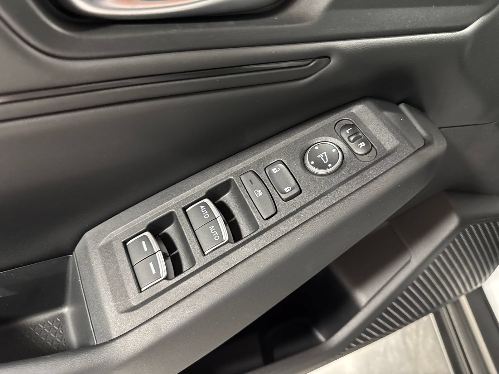 Used 2024 Honda Accord EX image 12