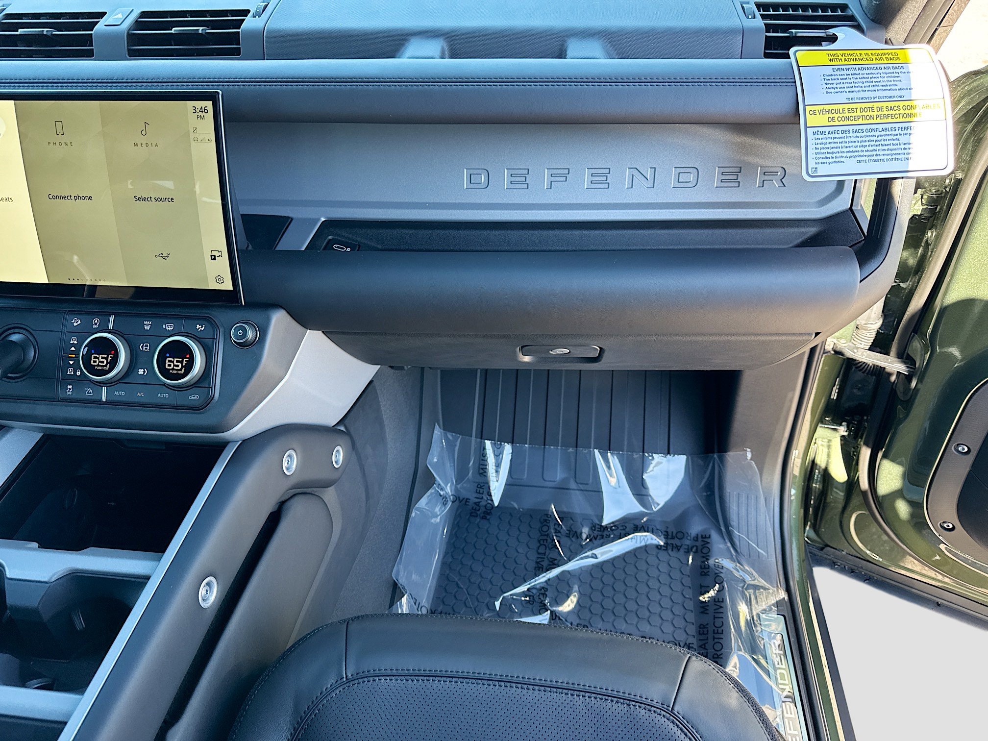 New 2026 Land Rover Defender 110 X image 18