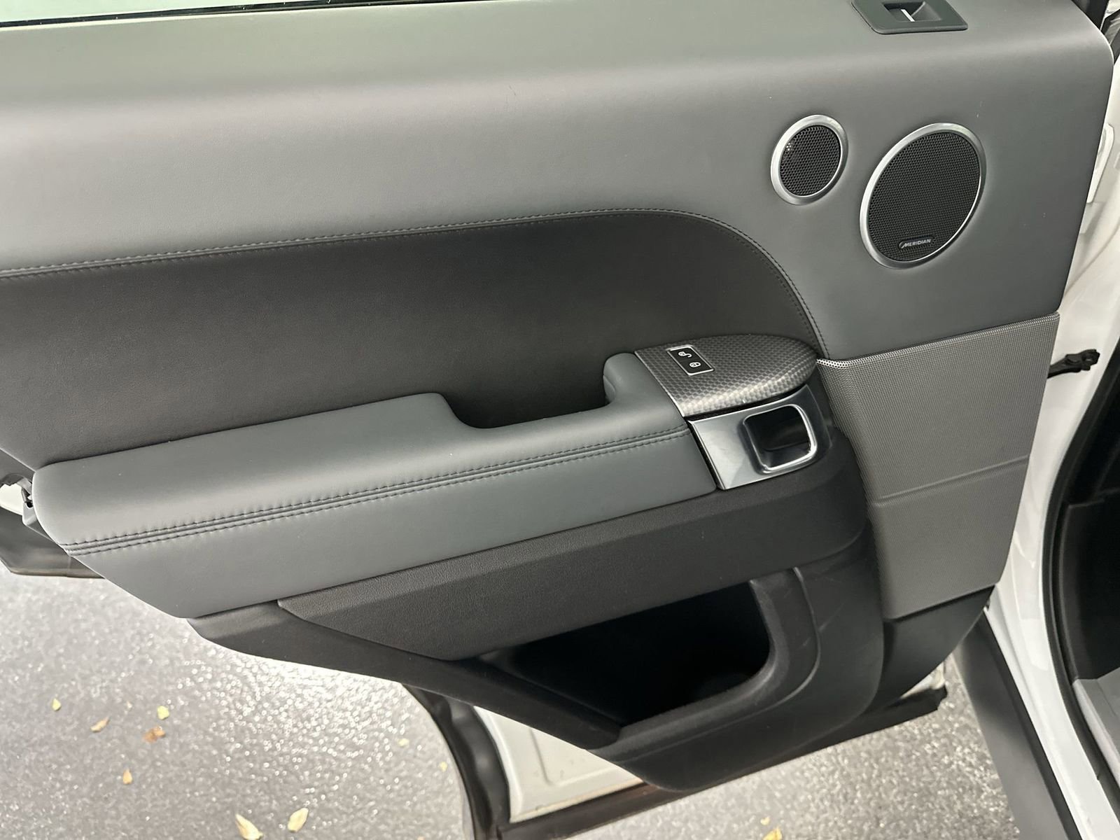 Used 2017 Land Rover Range Rover Sport Autobiography image 34