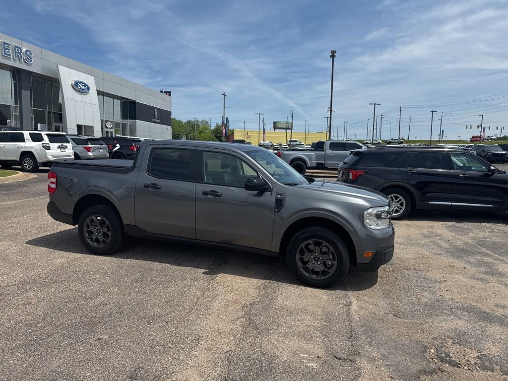 Used 2024 Ford Maverick XLT w/ XLT Luxury Package image 14