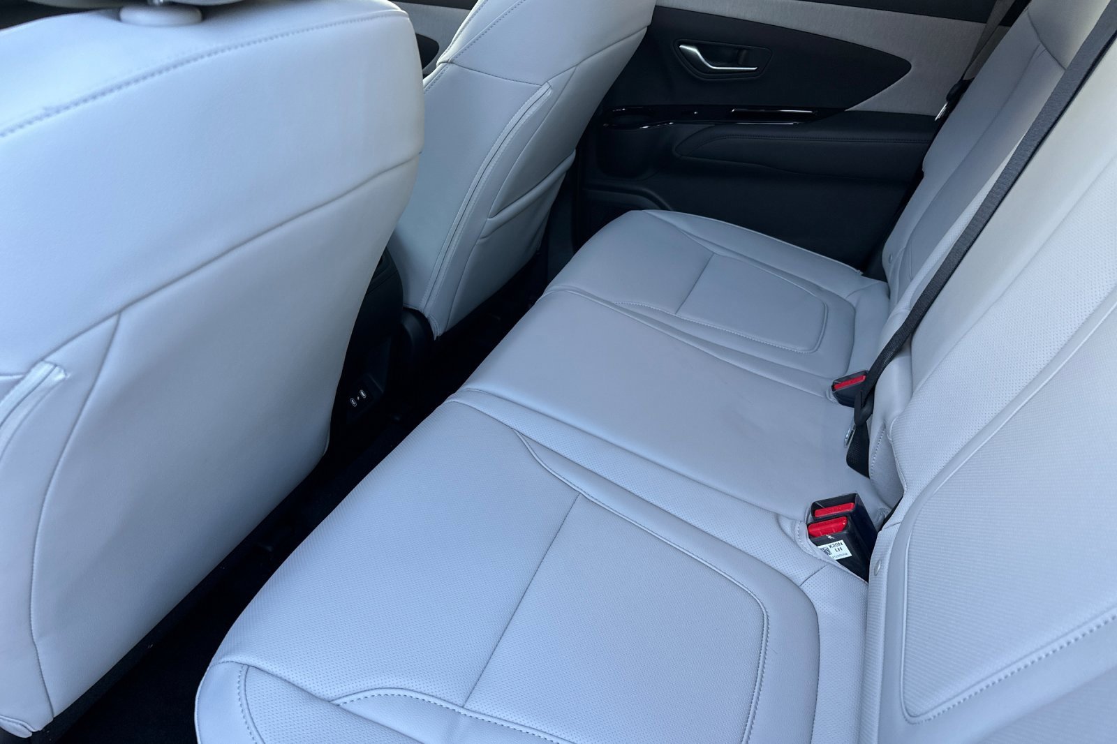 Certified 2025 Hyundai Santa Cruz SEL image 14