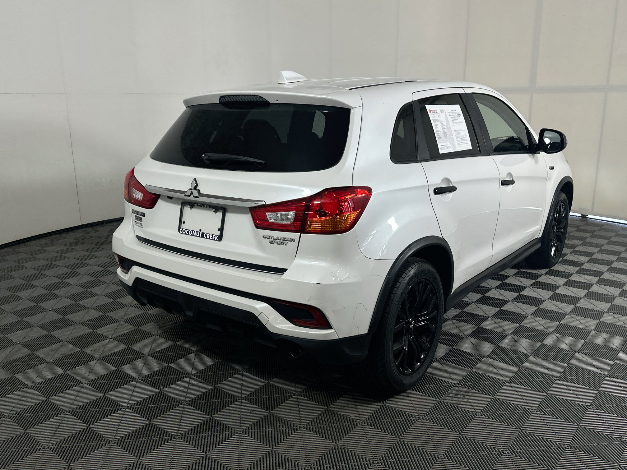 Used 2019 Mitsubishi Outlander Sport FWD image 3