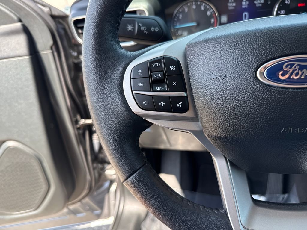 Certified 2024 Ford Explorer XLT w/ Equipment Group 202A image 15