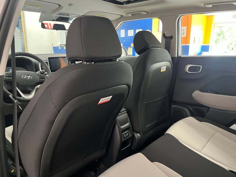 New 2026 Hyundai Venue SEL FWD image 16