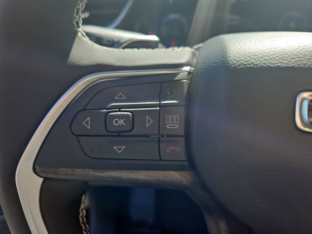 New 2025 Jeep Grand Cherokee L Limited w/ Trailer Tow Package image 14