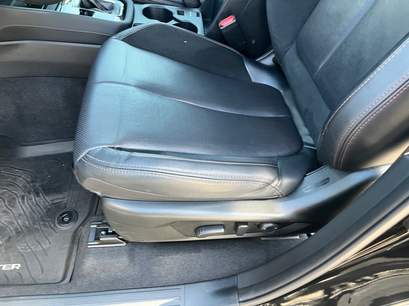 Certified 2025 Subaru Forester Touring AWD/4WD image 14
