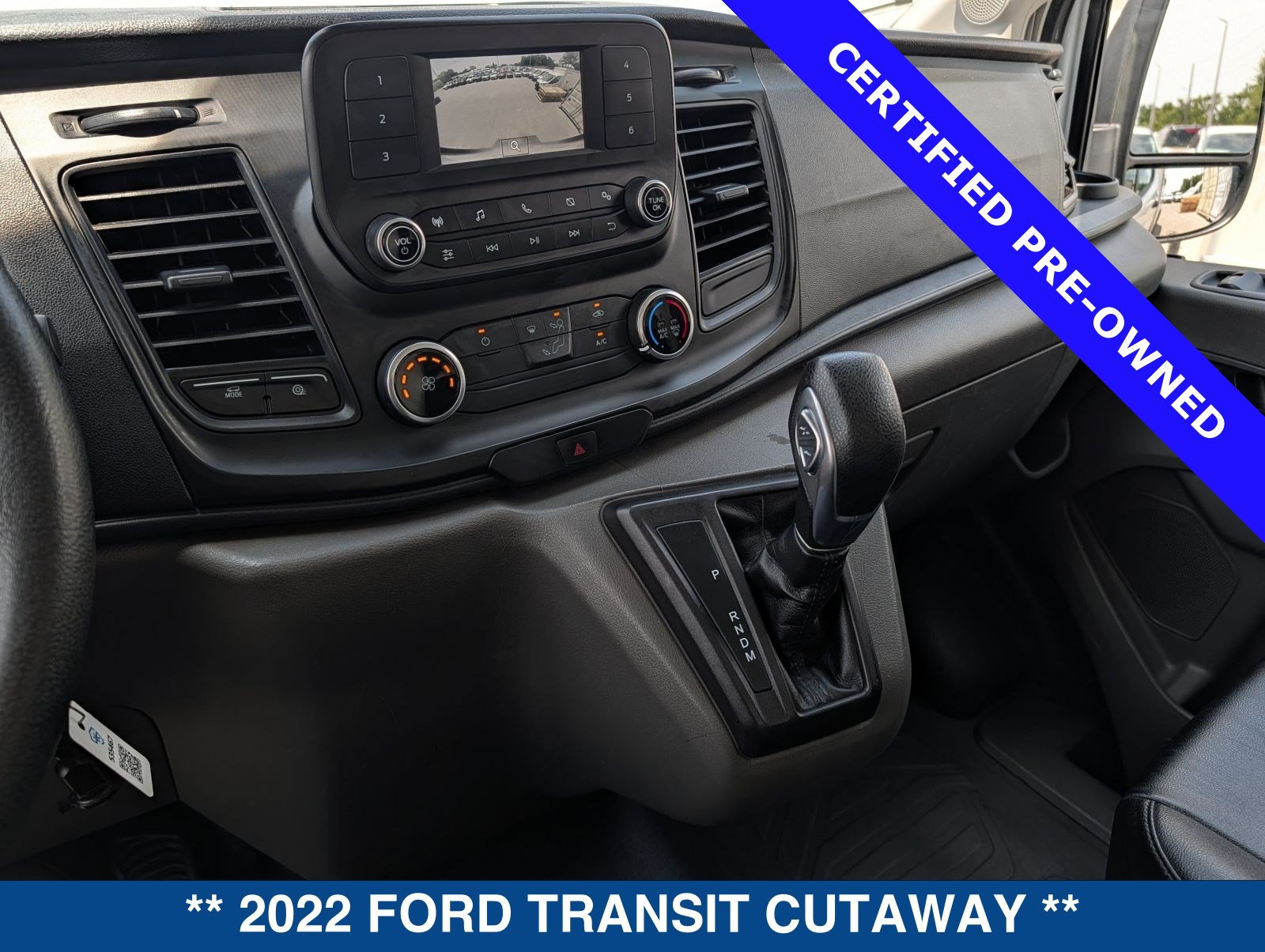 Certified 2022 Ford Transit 350 DRW RWD image 27