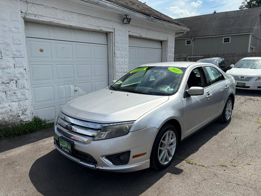 Used 2011 Ford Fusion SEL image 2
