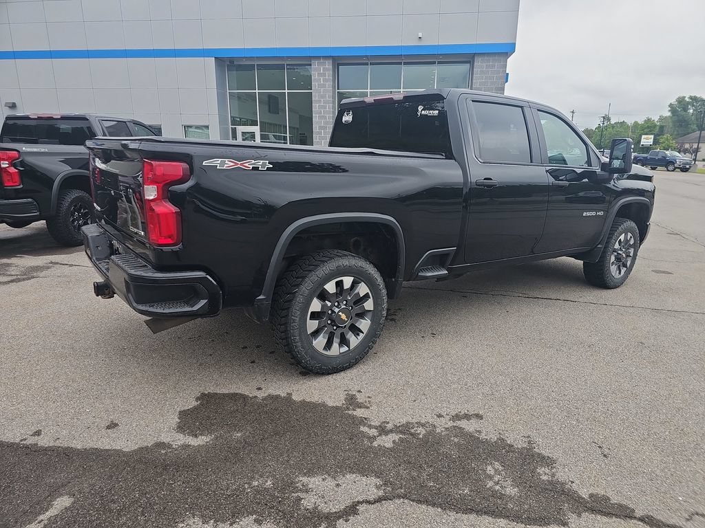 Used 2021 Chevrolet Silverado 2500 Custom w/ Custom Convenience Package AWD/4WD image 5