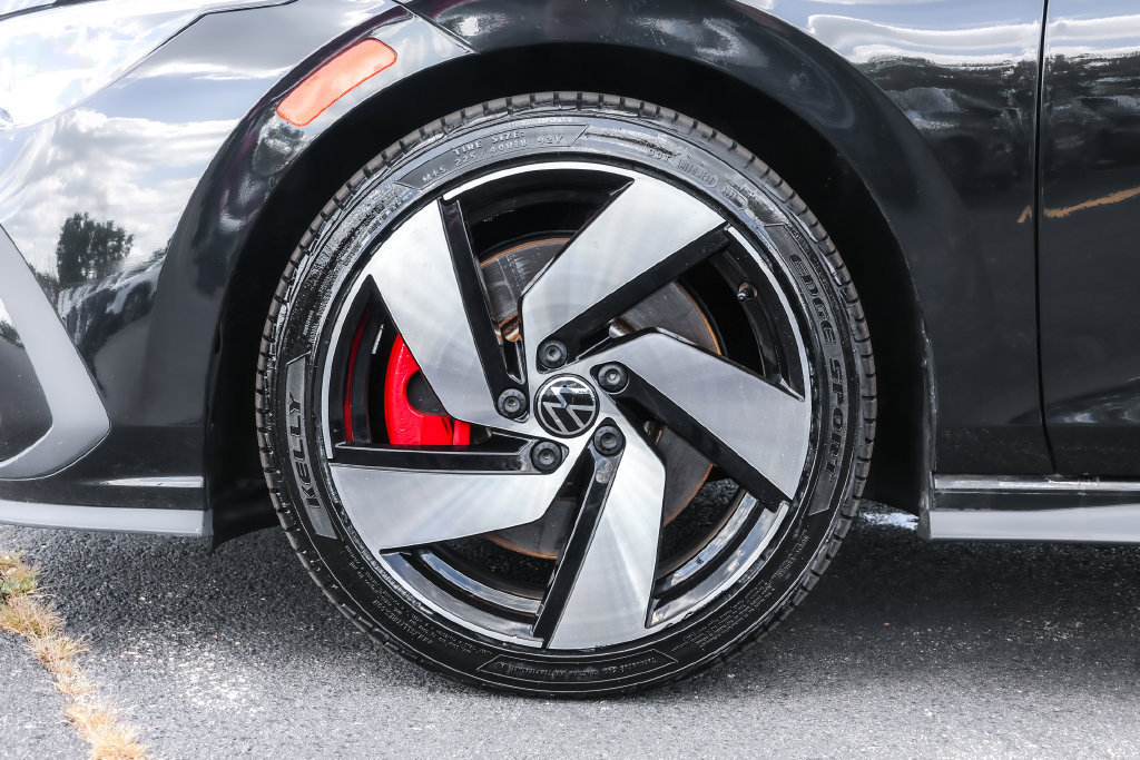 Certified 2024 Volkswagen GTI S FWD image 14