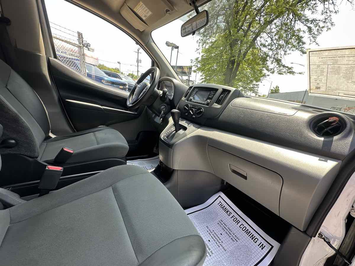 Used 2019 Nissan NV200 S image 22