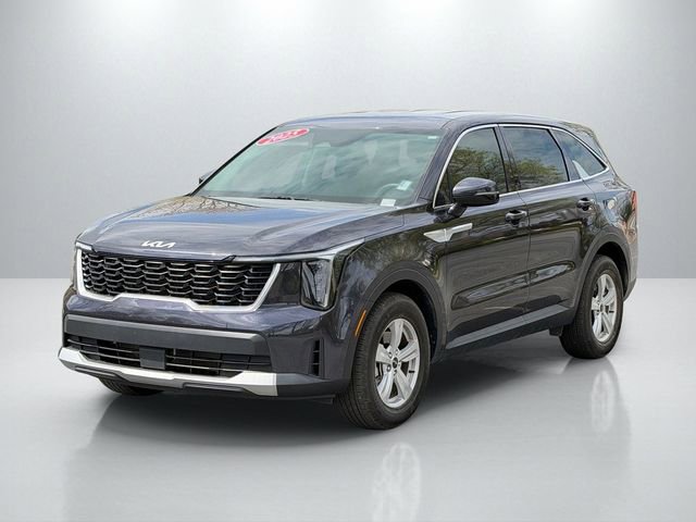 Certified 2025 Kia Sorento LX FWD image 2