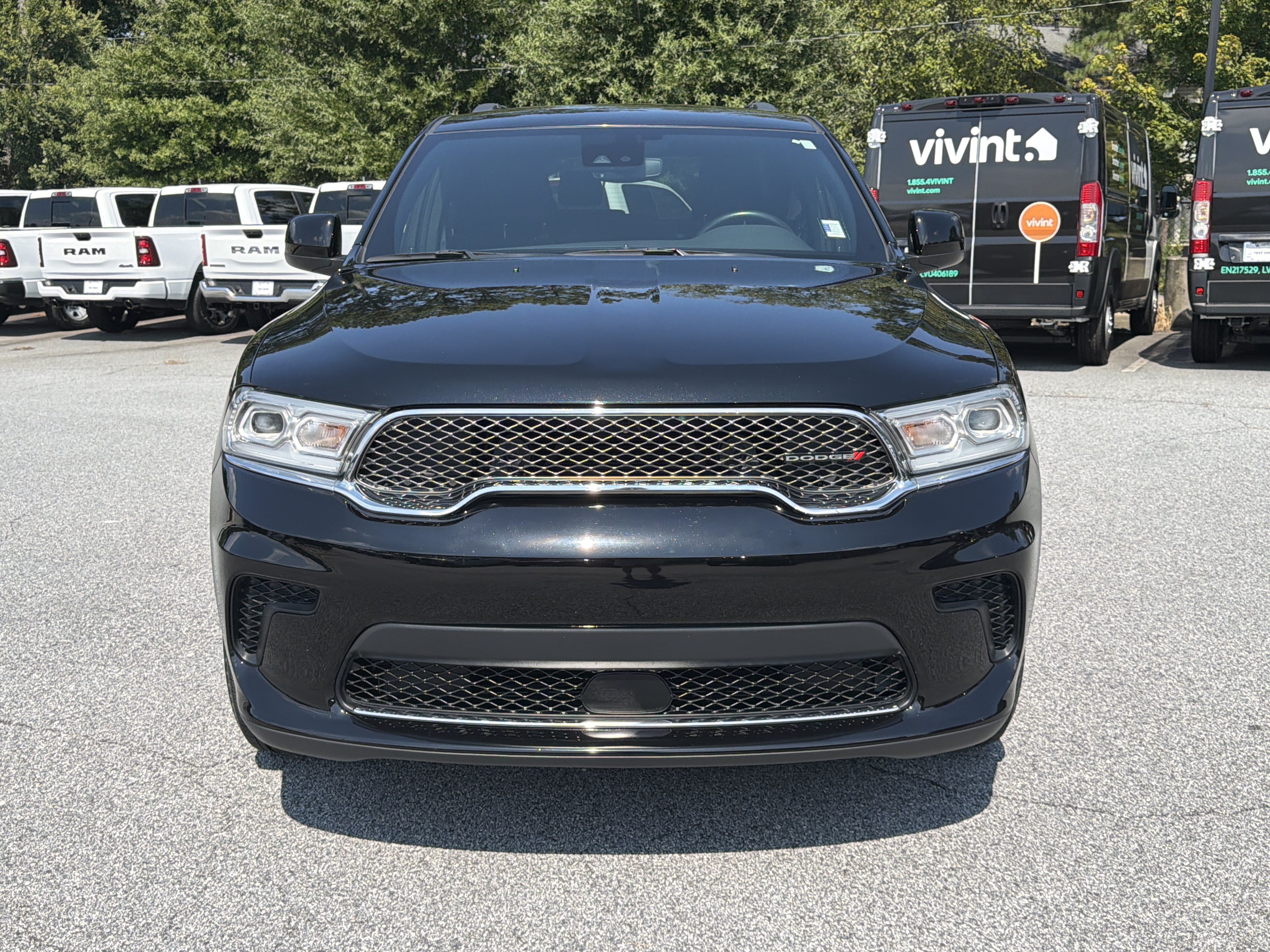 Used 2023 Dodge Durango SXT Launch Edition RWD image 2