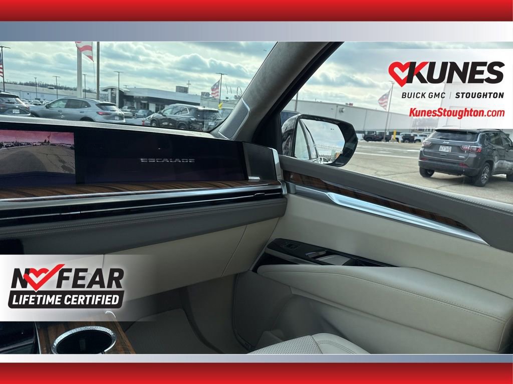 Used 2025 Cadillac Escalade Sport Platinum image 40