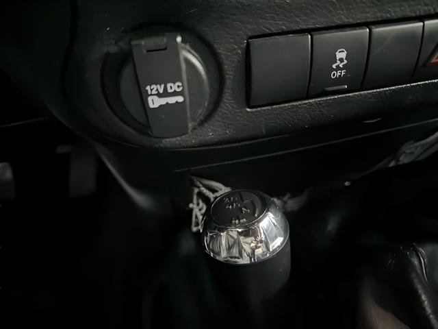 Used 2017 Jeep Wrangler Unlimited Sport w/ Connectivity Group AWD/4WD image 21